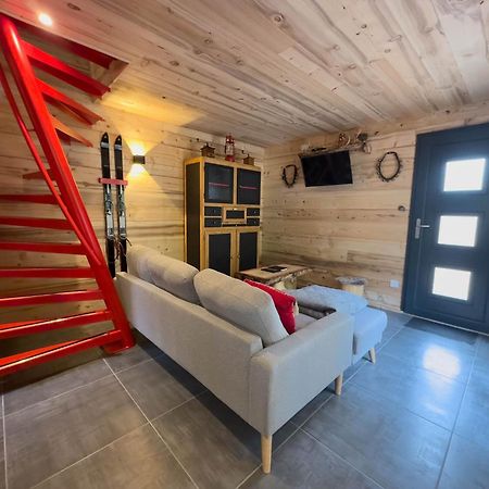 Le Refuge Perche Du Saut De La Bourrique Spa, Terrain Cloture 热拉梅 外观 照片