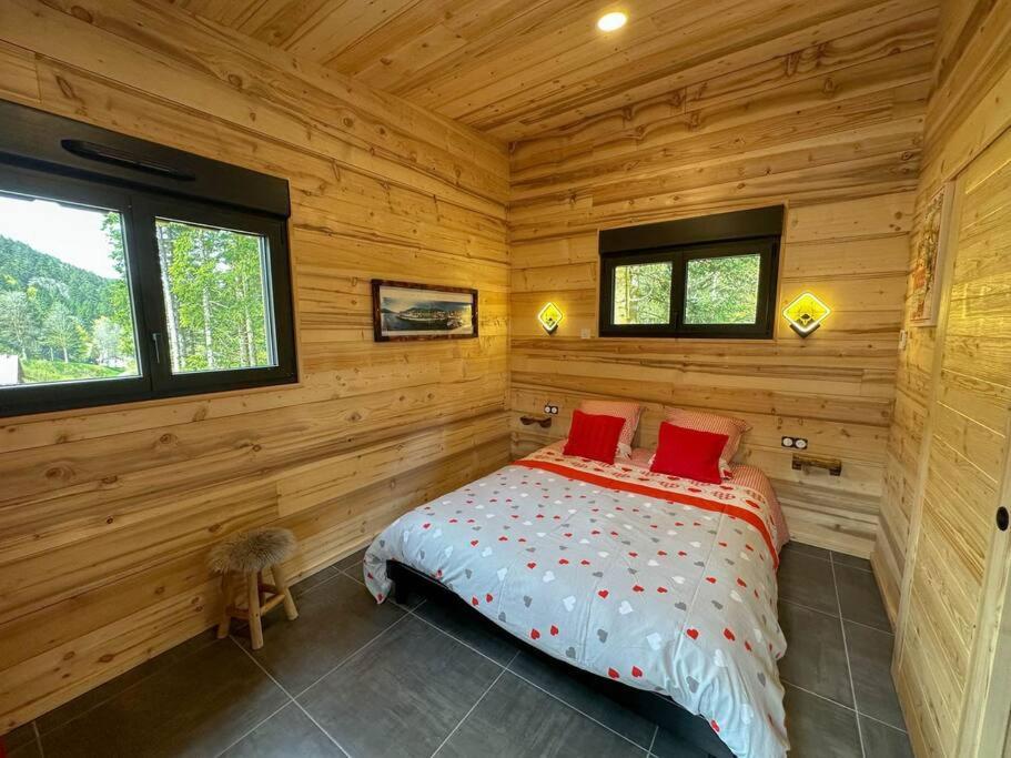 Le Refuge Perche Du Saut De La Bourrique Spa, Terrain Cloture 热拉梅 外观 照片